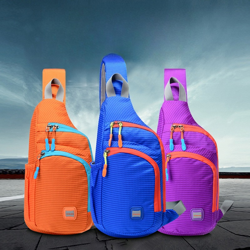 Bolso ligero impermeable para  - Sling Backpack Shoulder reseña y precio